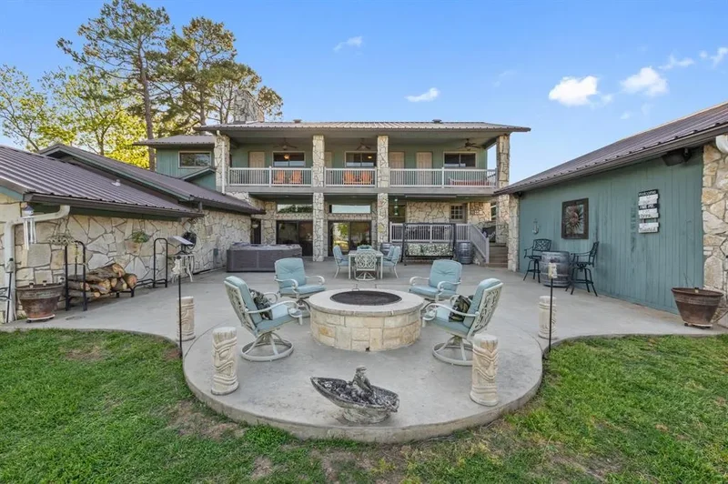 1035 Holiday Circle, Tool, Texas, United States. - Photo 3