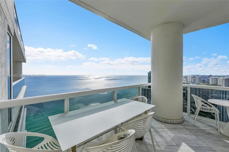 1850 S Ocean Dr, #PH4405, Hallandale Beach, FL, 33009, USA, Hallandale Beach, Florida, United States. - Photo 20