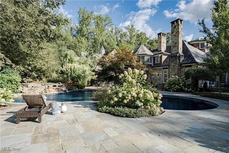 7955 Gray Eagle Chase, Gates Mills, OH 44040, Gates Mills, Ohio, United States. - Photo 38
