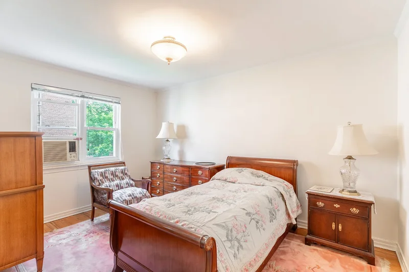 105-39 65 Road, Forest Hills, NY 11375, New York, New York, United States. - Photo 3