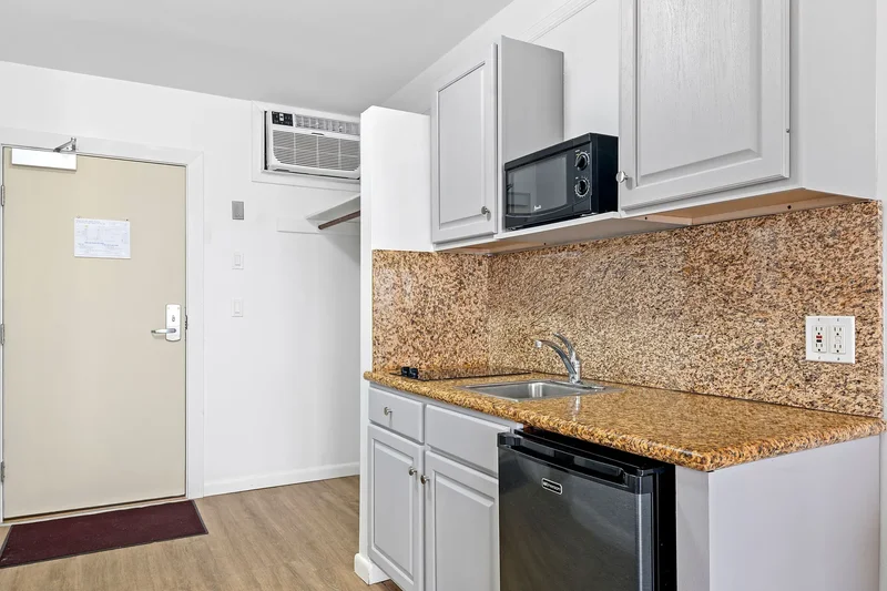 126 South Emerson Ave, Montauk, New York, United States. - Photo 14