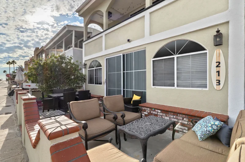 213 41st Street , Newport Beach, CA 92663, Newport Beach, California, United States. - Photo 2