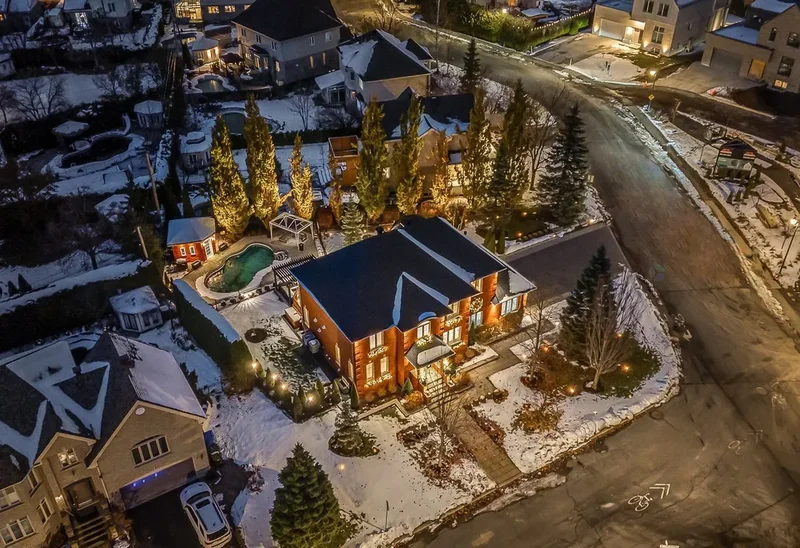 4205 Rue de l'Orchidée, St-Bruno-de-Montarville, Quebec, Canada. - Photo 62