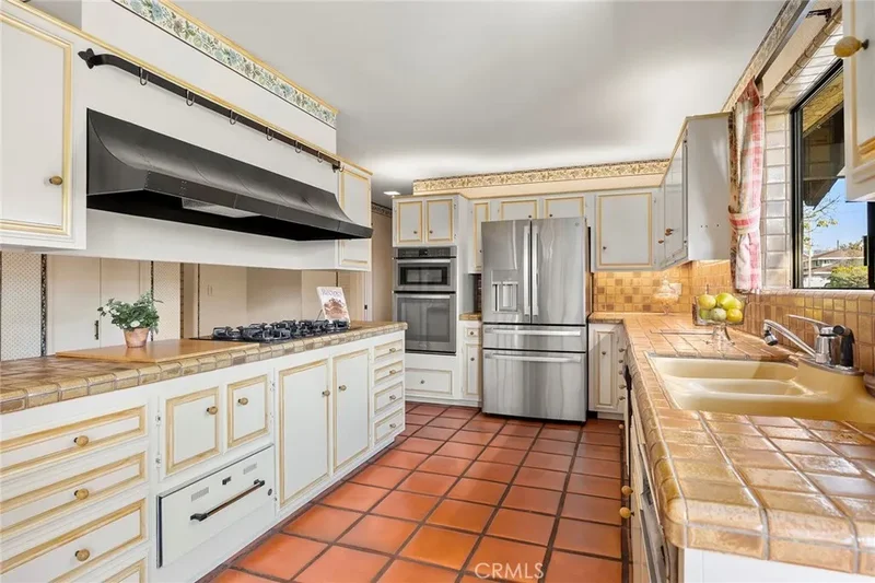 18021 Bryce Place, North Tustin, CA 92705, Santa Ana, California, United States. - Photo 48