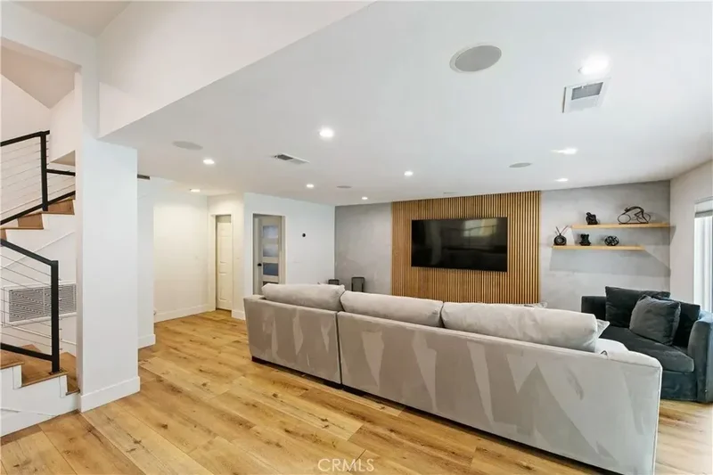 24411 Highlander Road, Bell Canyon, California, United States. - Photo 10