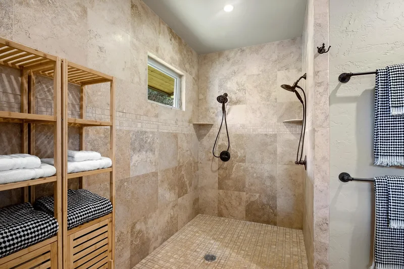 785 W Kuiaha Rd, Haiku, HI 96708, Haiku-Pauwela, Hawaii, United States. - Photo 22