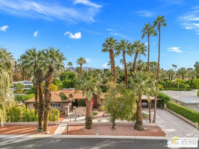 344 N Sunset Way, Palm Springs, CA 92262, Palm Springs, California, United States. - Photo 8