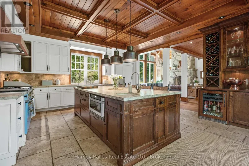 1074 TALLY HO WINTER PARK Road, Lake of Bays (Sinclair), ON, P1H2J6, CANADA, Huntsville, Ontario, Canada. - Photo 2