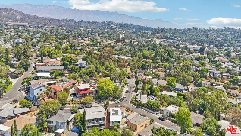 4879 Hartwick Street, Los Angeles, California, United States. - Photo 44