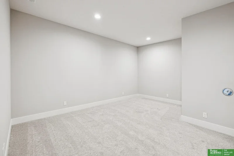 3306 S 212th Street, Elkhorn, NE 68022, Omaha, Nebraska, United States. - Photo 31