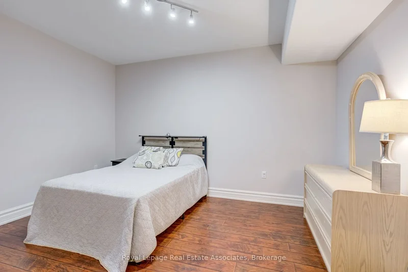 20 Cannington Crescent, Brampton, ON L6X 0W6, Brampton, Ontario, Canada. - Photo 34