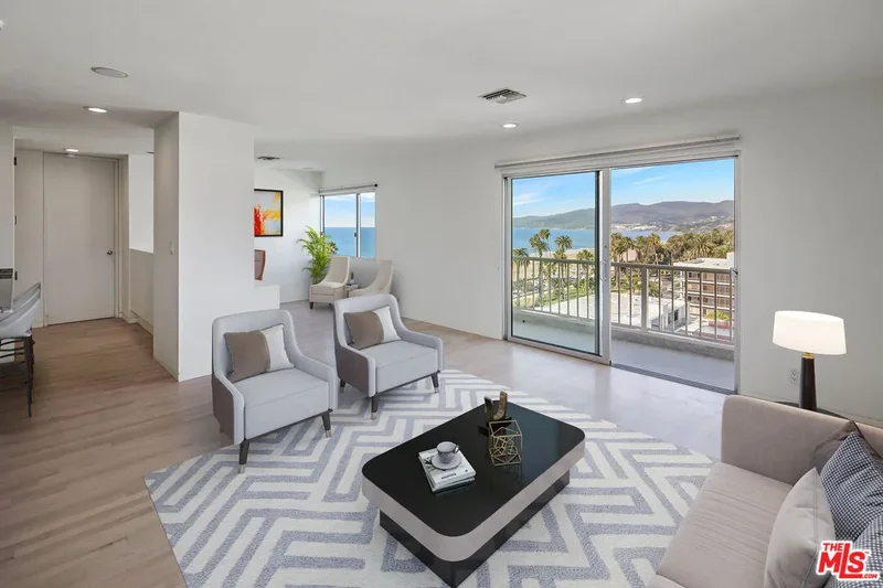 101 California Ave, Santa Monica, California, United States. - Photo 2