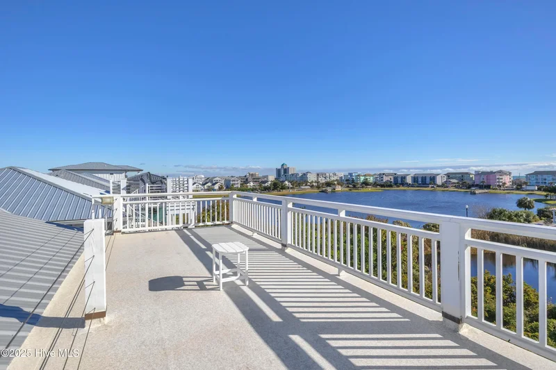 611 Third Street S, Carolina Beach, North Carolina, United States. - Photo 67