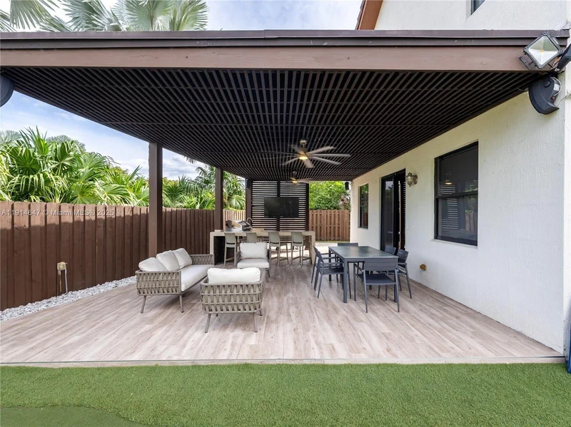 8777 NW 102nd Ct, Doral, Florida, United States. - Photo 9