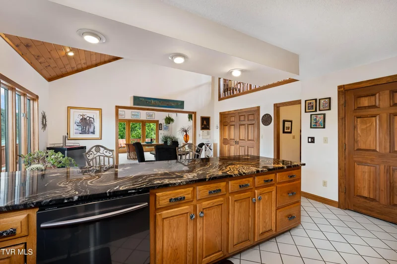 21580 Moonlight Bay Road, Abingdon, VA 24211, Abingdon, Virginia, United States. - Photo 23