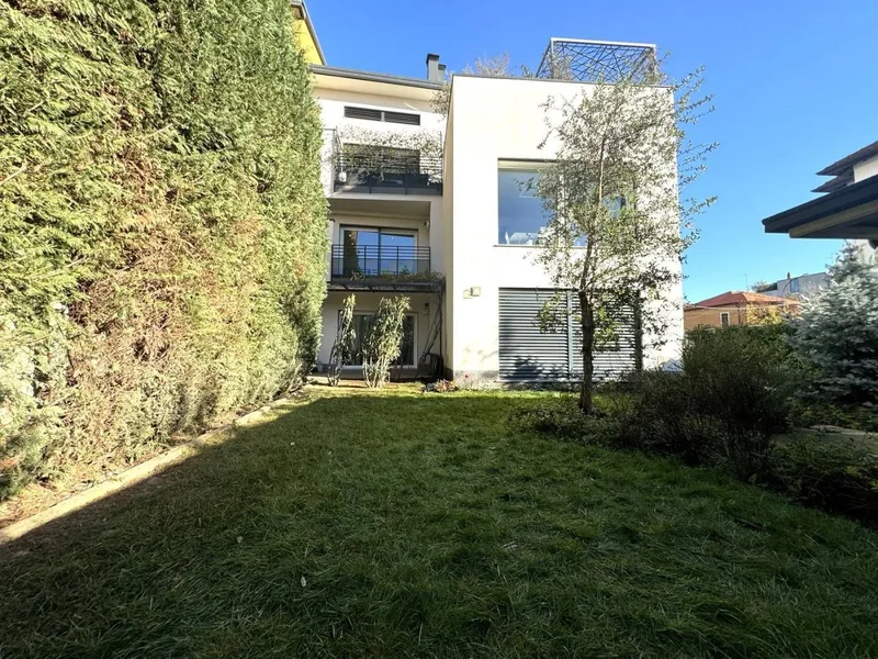 Via Vittorio Veneto, 5/7">, Melzo, Lombardy, Italy. - Photo 9