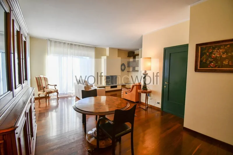 Appartamento in vendita a Milano, Inganni
