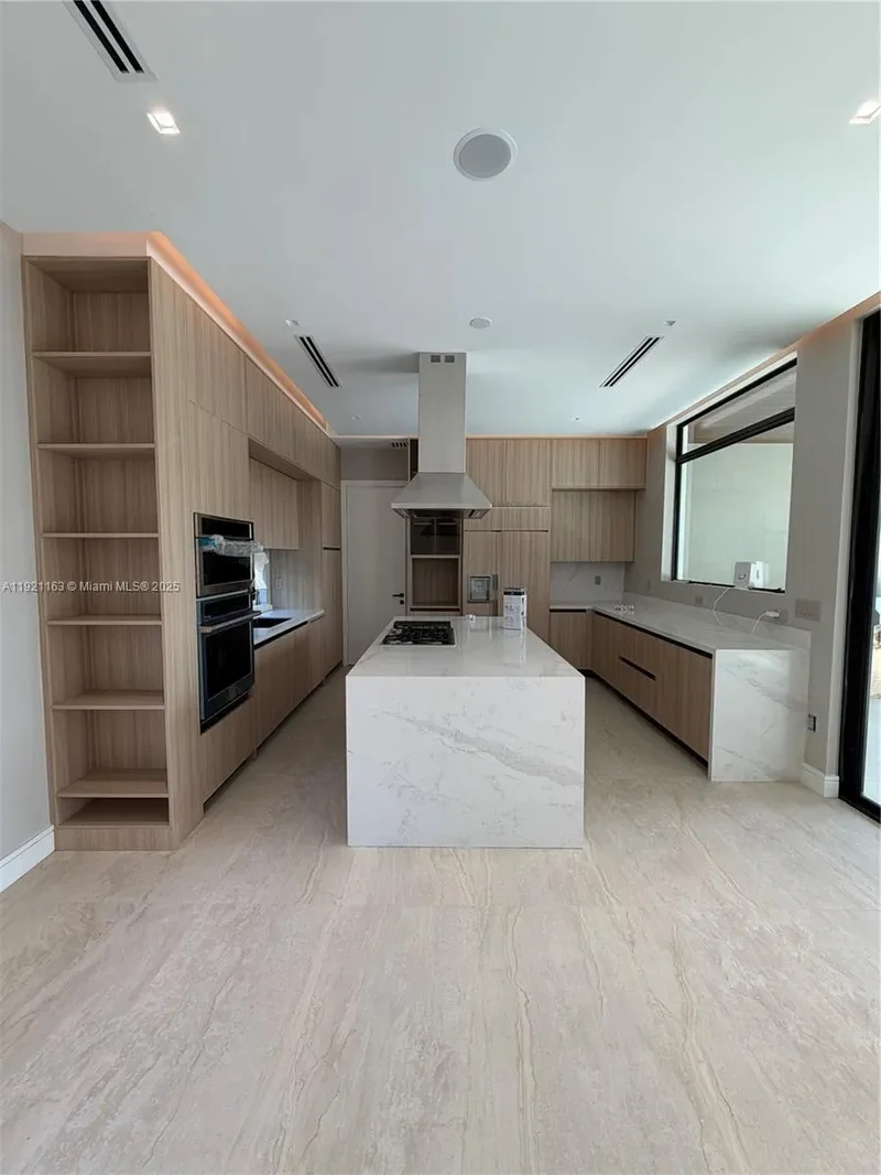 1380 Hollywood Blvd, Hollywood, Florida, United States. - Photo 31