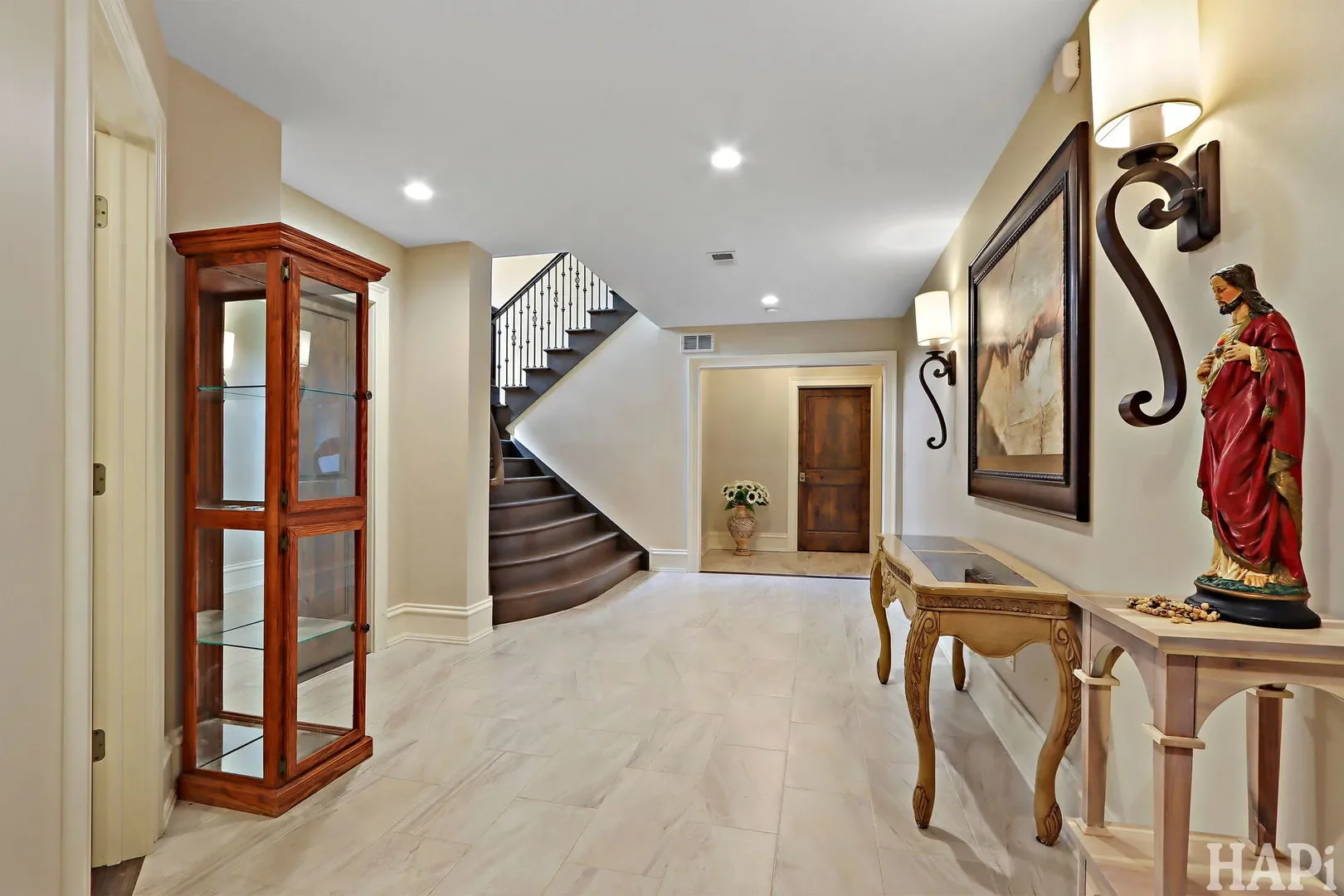 Gallery photo 9