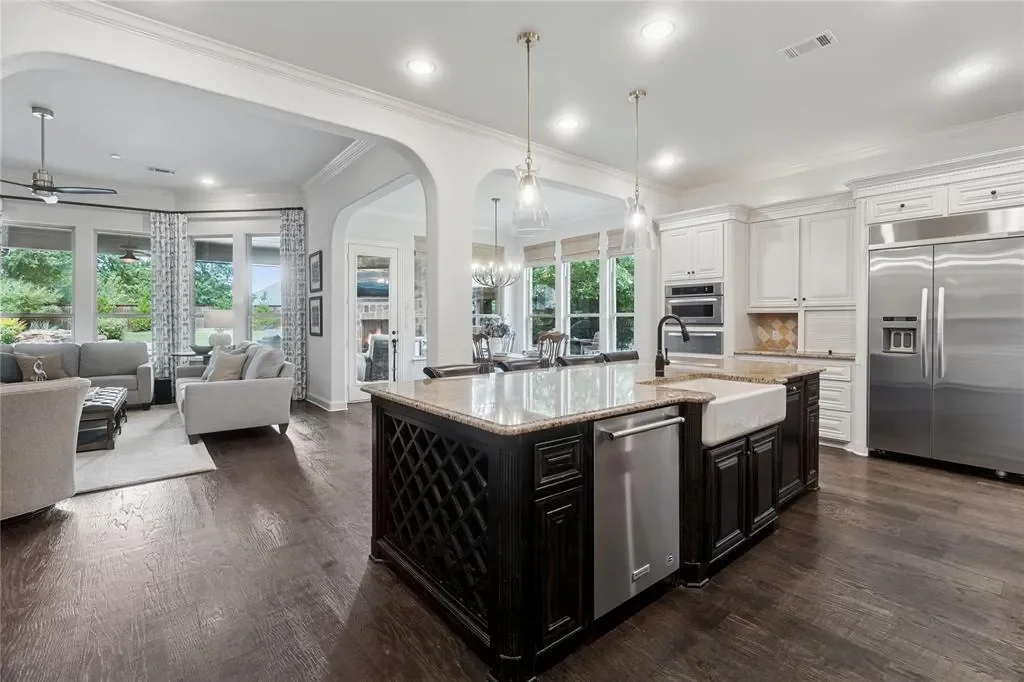 5803 Chalford Common, Colleyville, Texas, United States. - Photo 8