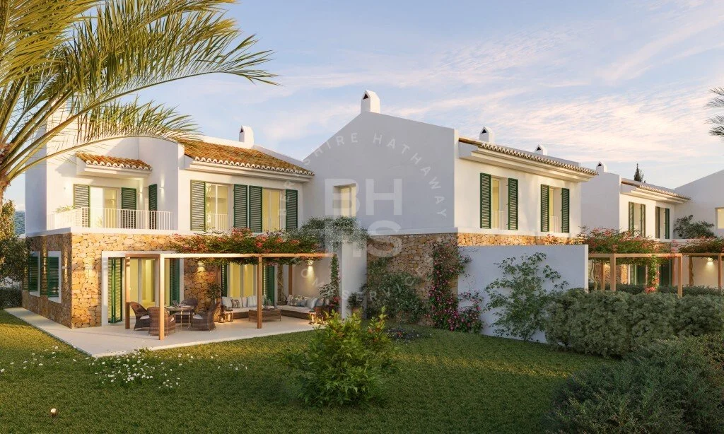 Exterior photo 2