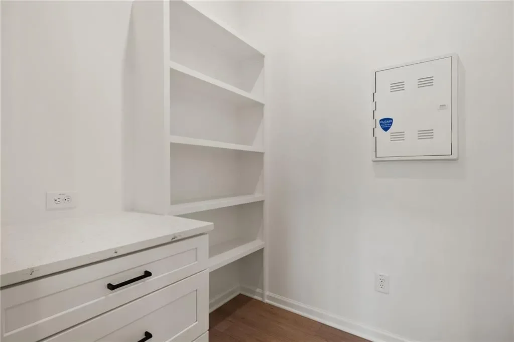 Gallery photo 12