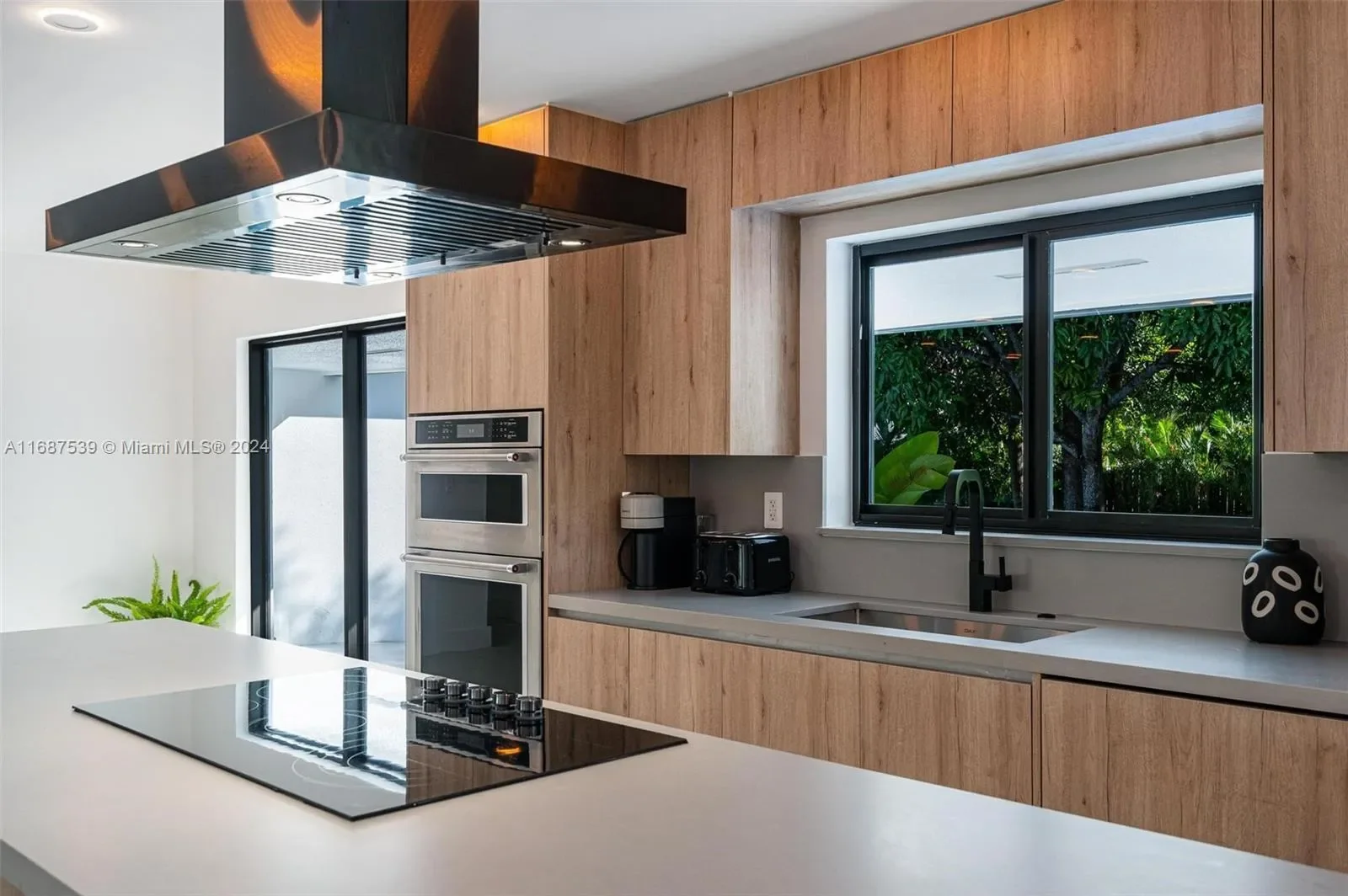 9600 SW 147th St, Miami, Florida, United States. - Photo 31