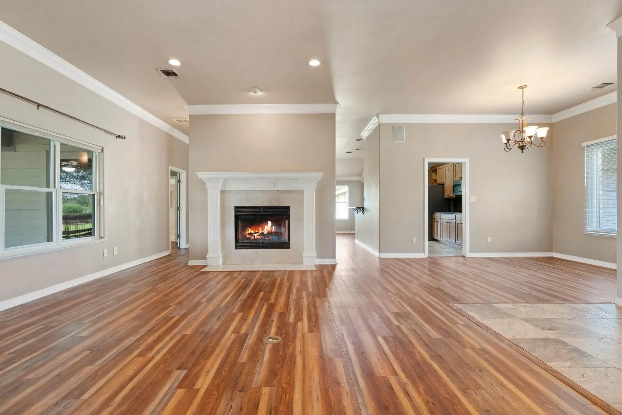 1237 Ridge Harbor DR, Spicewood, Texas, United States. - Photo 2