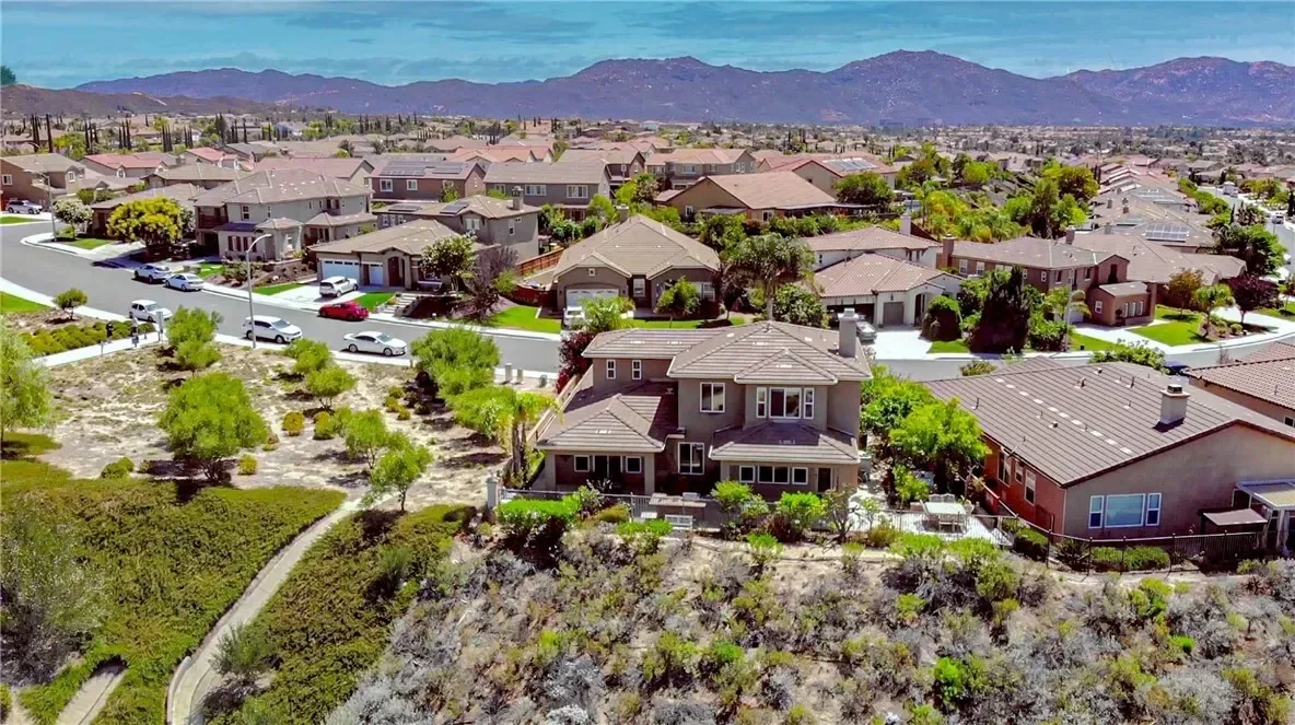 34116 Galleron Street, Temecula, California, United States. - Photo 44