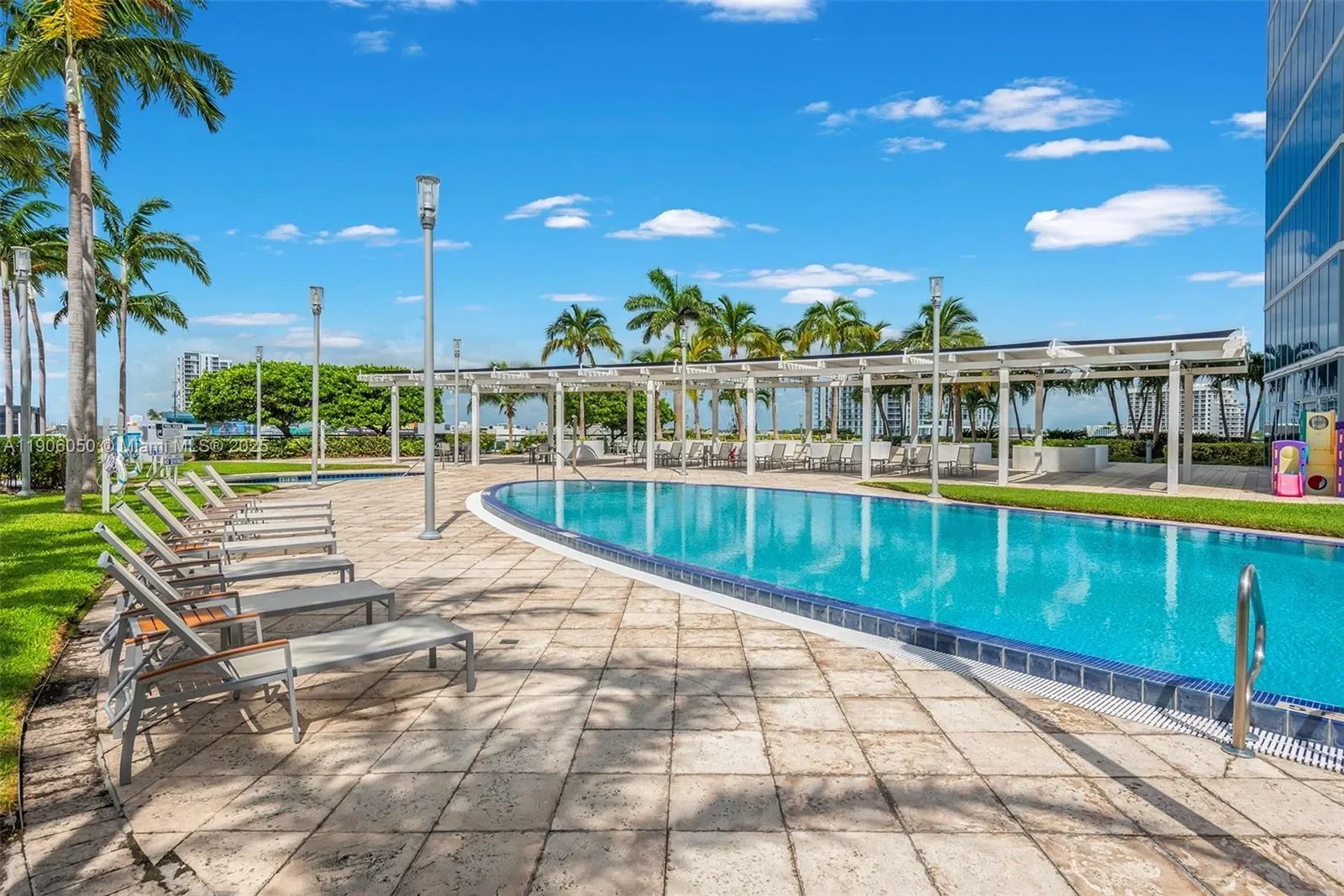 601 NE 36th St 2312, Miami, Florida, United States. - Photo 35