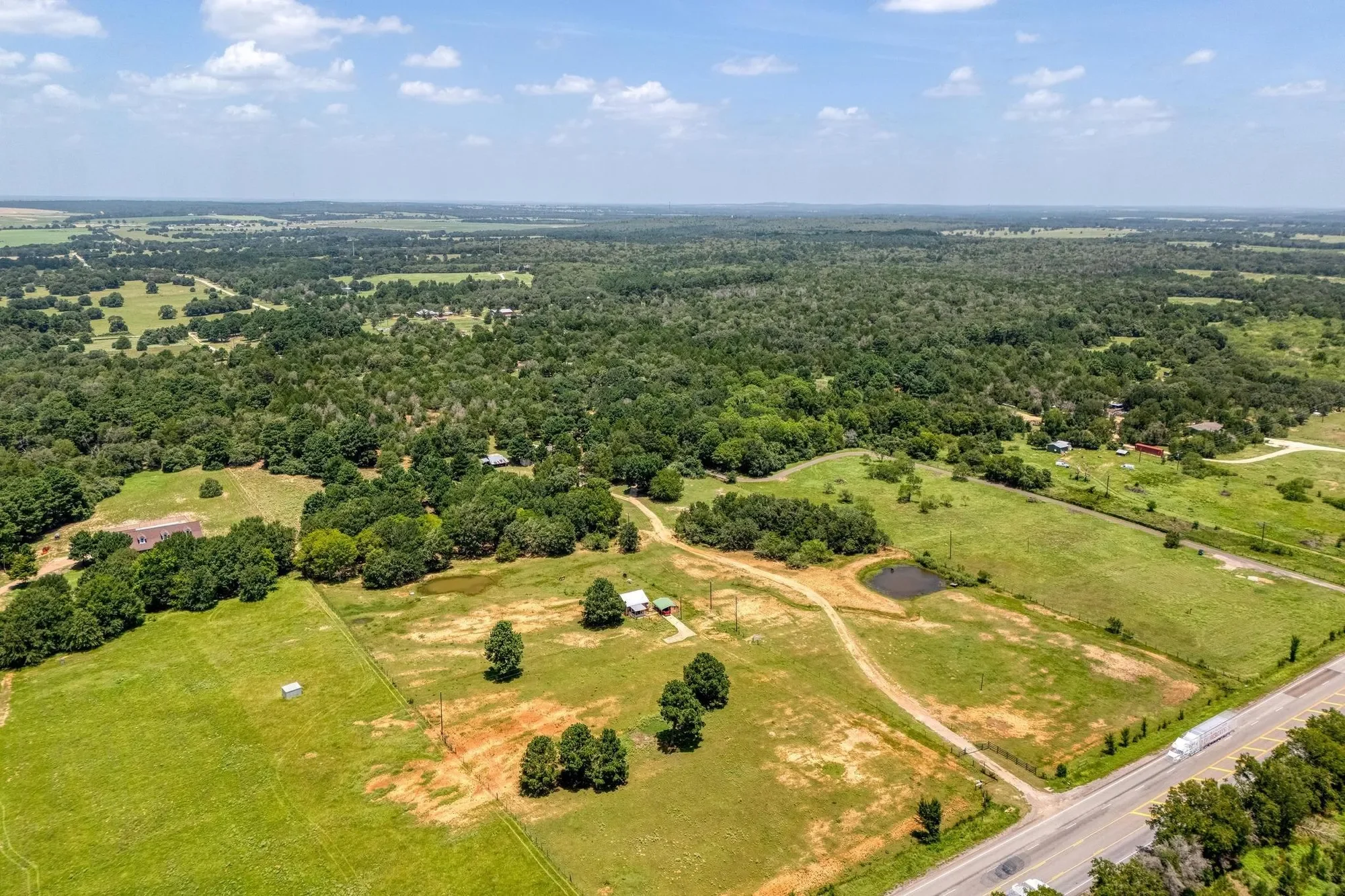 1922 E SH 21, Paige, Texas, United States. - Photo 33