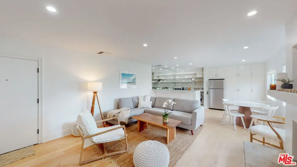 22626 Pacific Coast Highway 22, Malibu, California, United States. - Photo 17