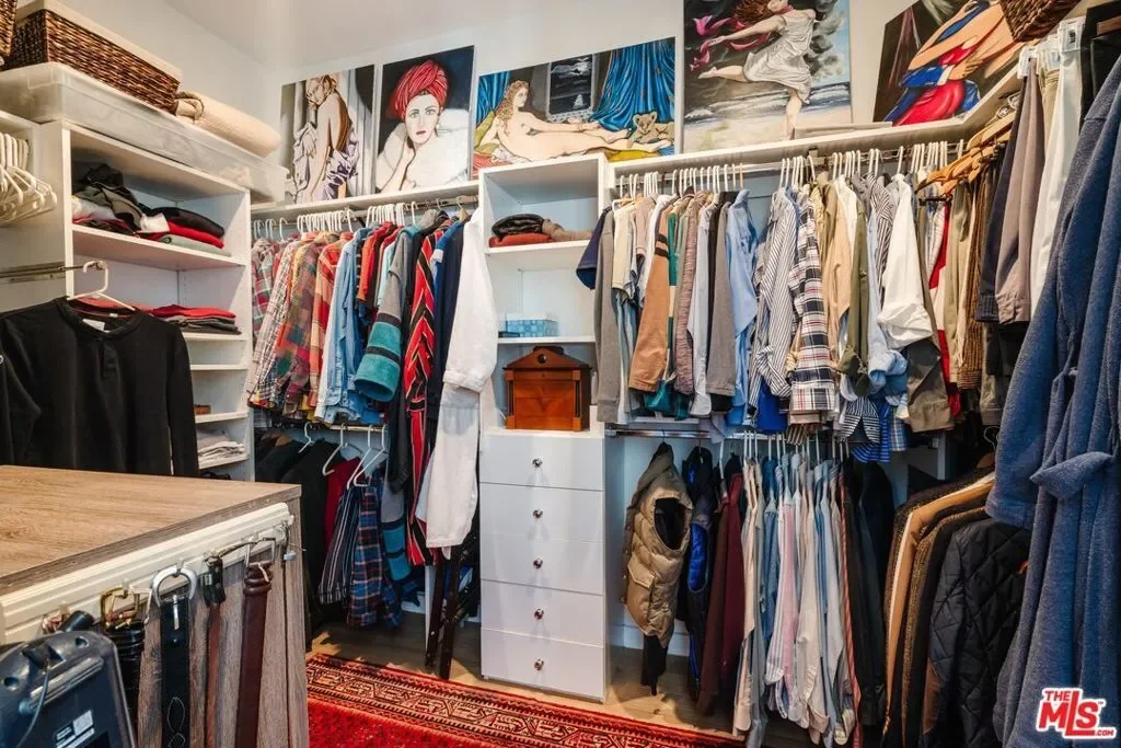 6732 W HEPBURN Way, Los Angeles, California, United States. - Photo 8