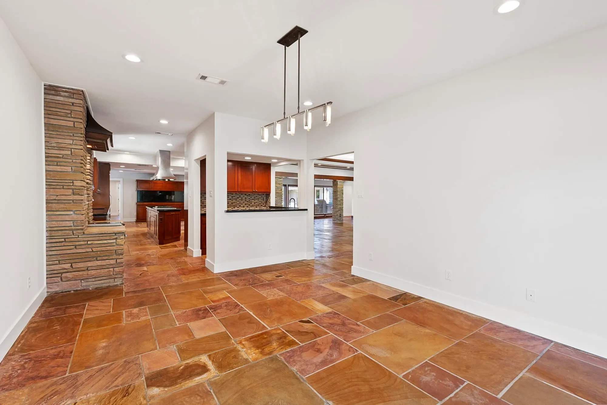 3322 N Braeswood Boulevard, Houston, TX 77025, Houston, Texas, United States. - Photo 14