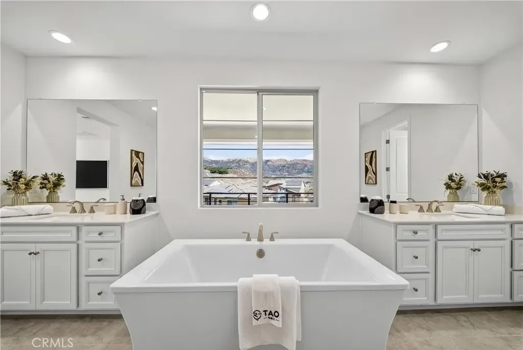 21219 Currant Ct, Los Angeles, California, United States. - Photo 24