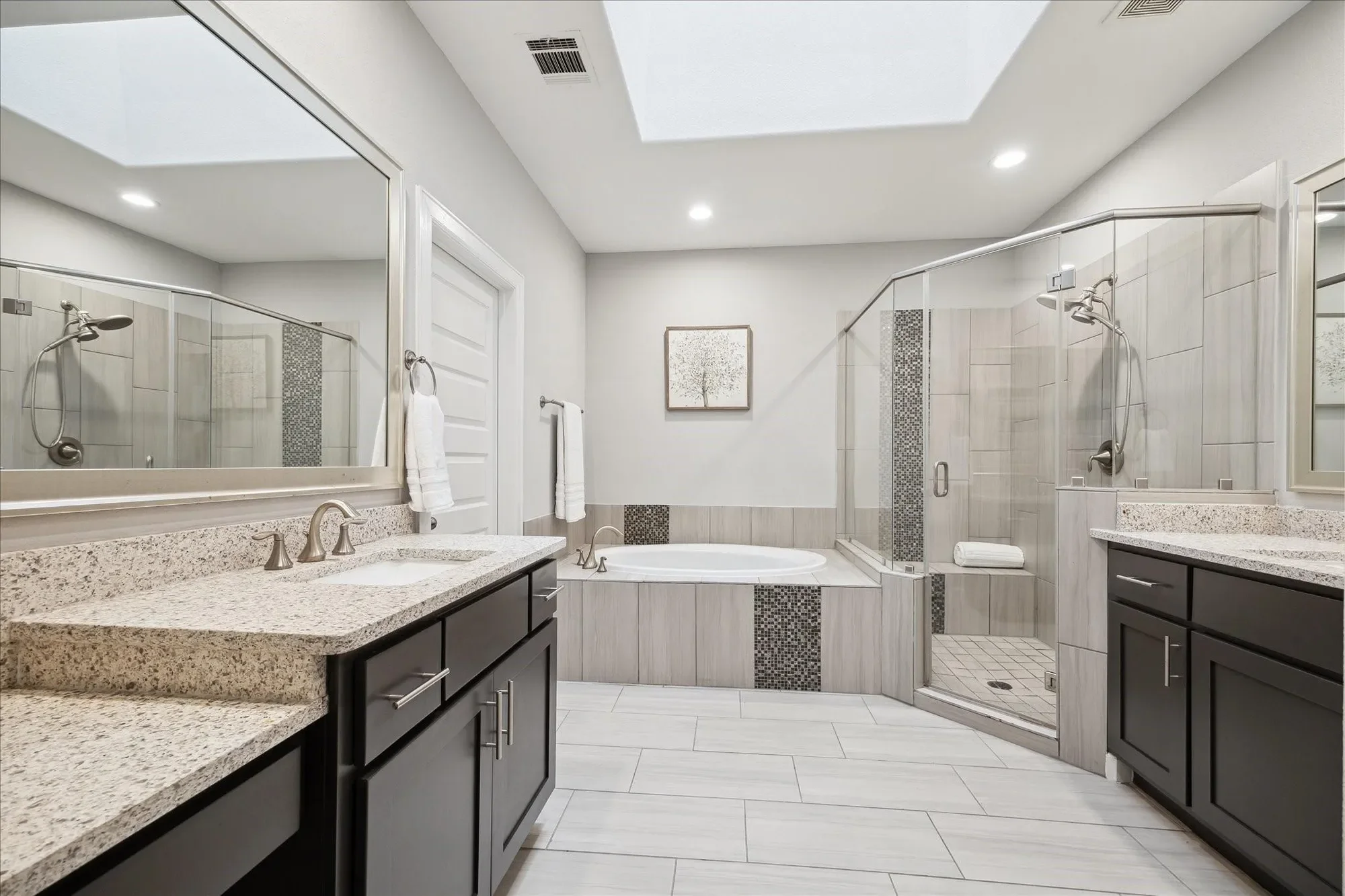 2430 Sheridan Street, Houston, Texas, United States. - Photo 11