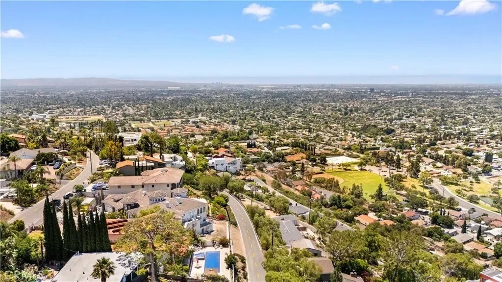 12284 Circula Panorama, Santa Ana, California, United States. - Photo 46