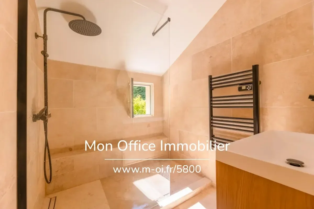 Gallery photo 4
