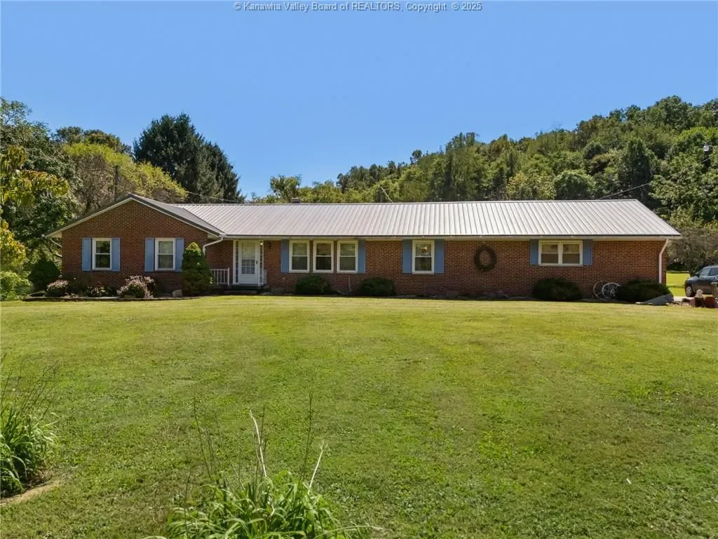 7886 Graham Station Rd., Letart, WV 25253, Letart, West Virginia, United States. - Photo 39