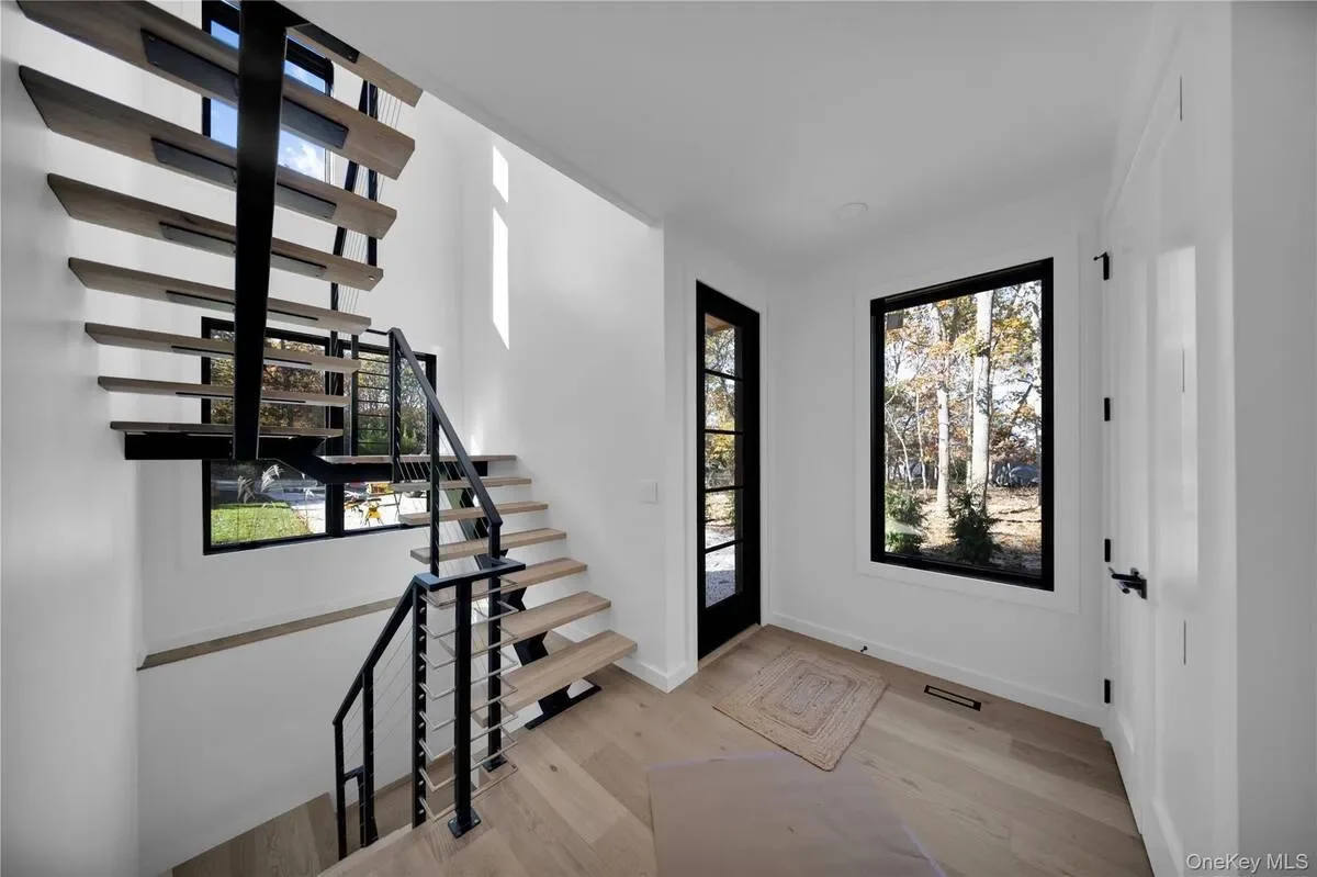 Gallery photo 5