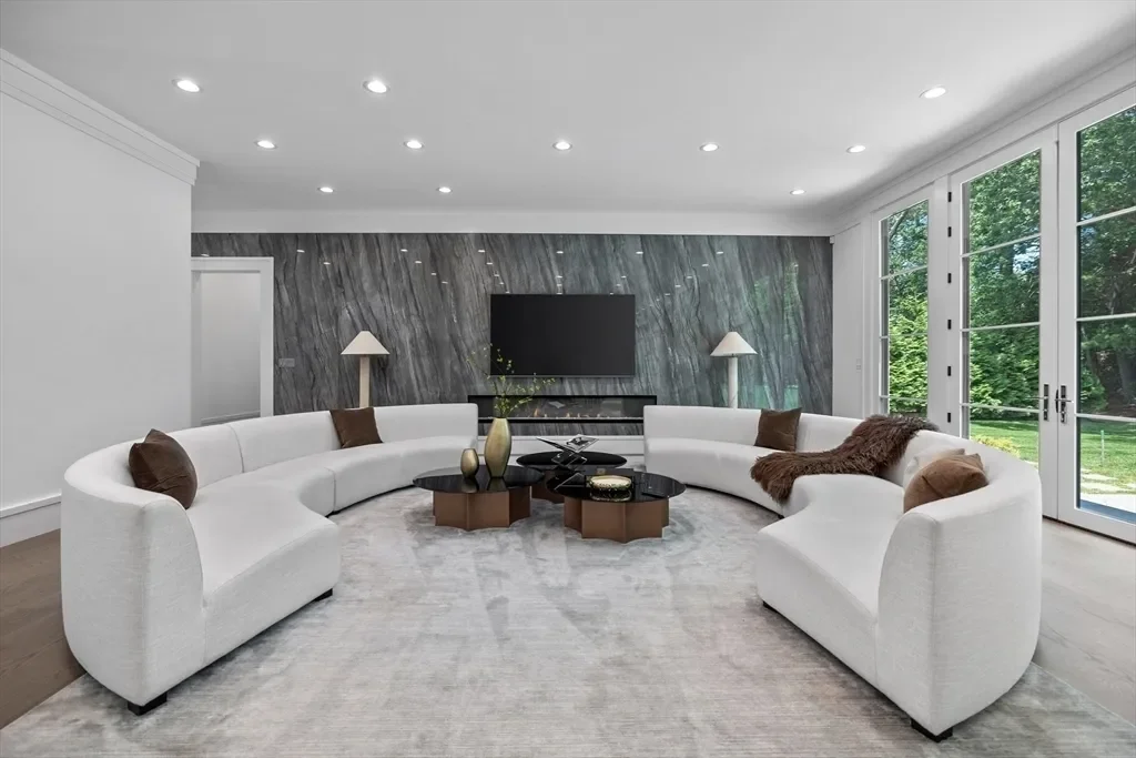 138 Woodland Road, Brookline, Massachusetts, United States. - Photo 18