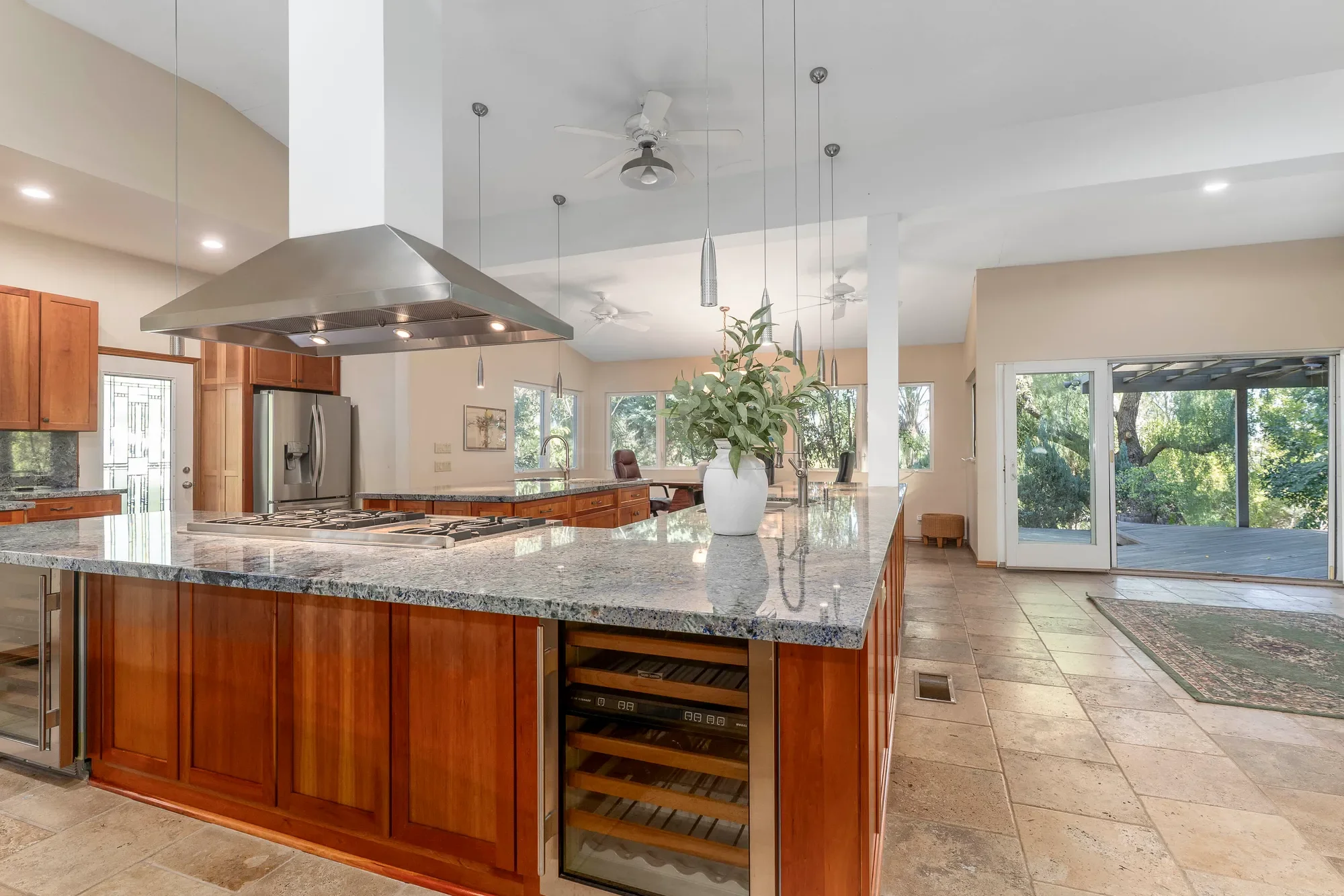 5653 Shirley Avenue , Tarzana, CA 91356, Los Angeles, California, United States. - Photo 7