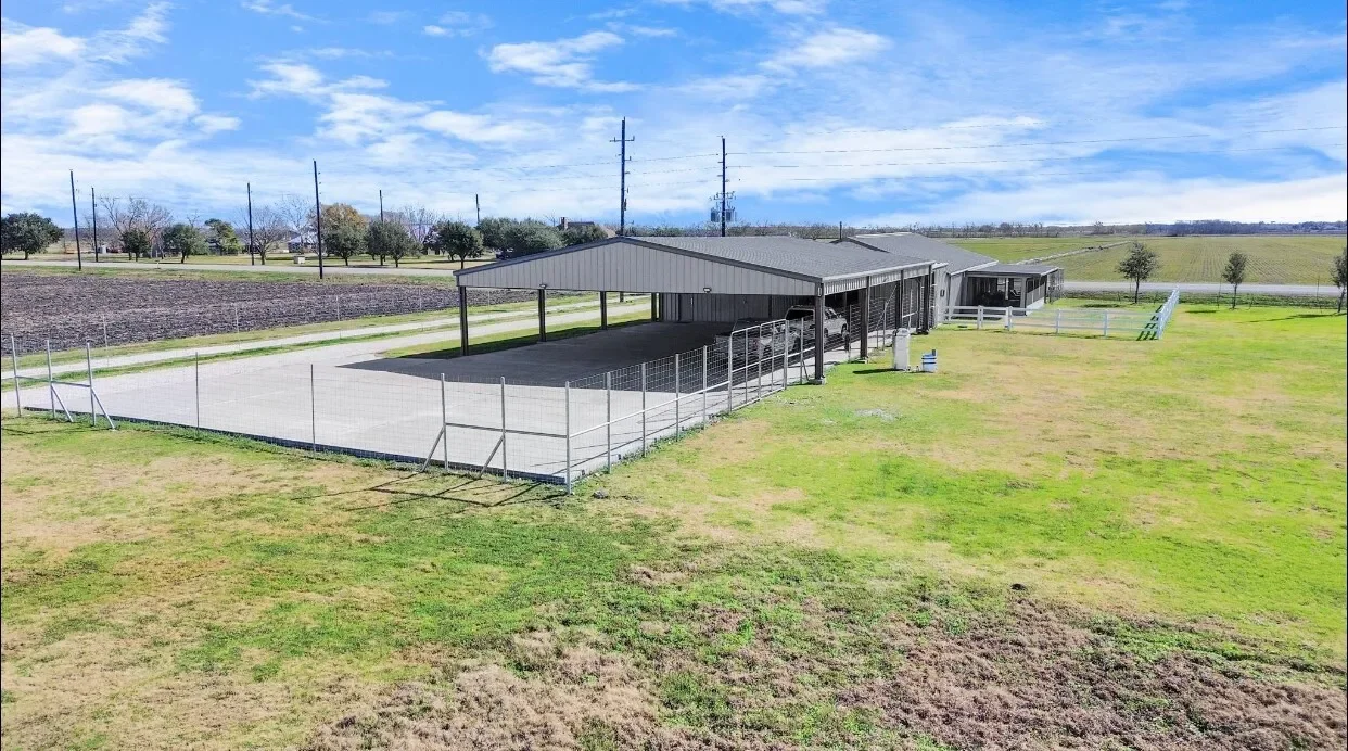 5523 Ehrman Lake Lane, Wallis, TX 77485, Wallis, Texas, United States. - Photo 9