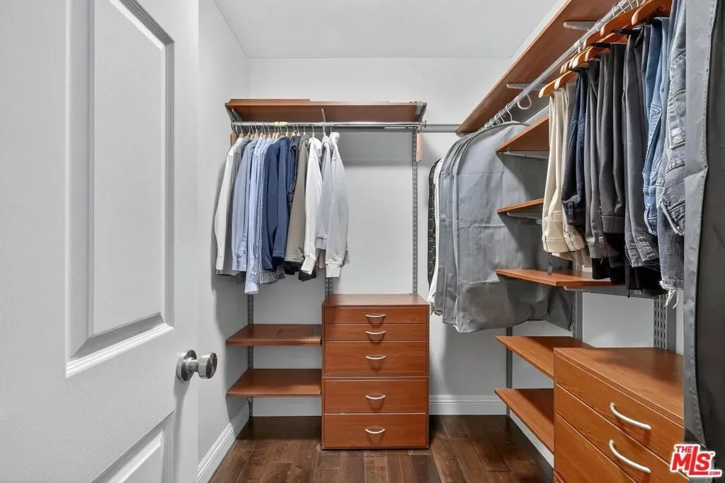 315 N Swall Drive 103, Beverly Hills, California, United States. - Photo 40