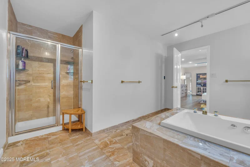 4 Takolusa Drive, Holmdel, NJ 07733, Holmdel, New Jersey, United States. - Photo 37