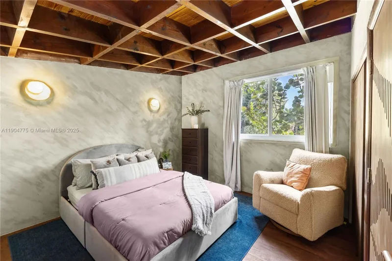 1071 NE 85th St, Miami, Florida, United States. - Photo 2