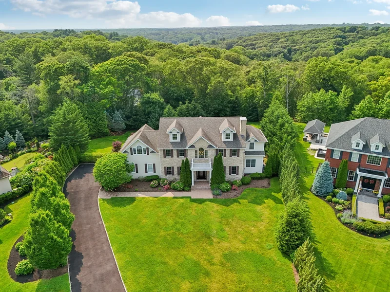 4 Celestial Court, Saint James, NY 11780, Saint James, New York, United States. - Photo 47
