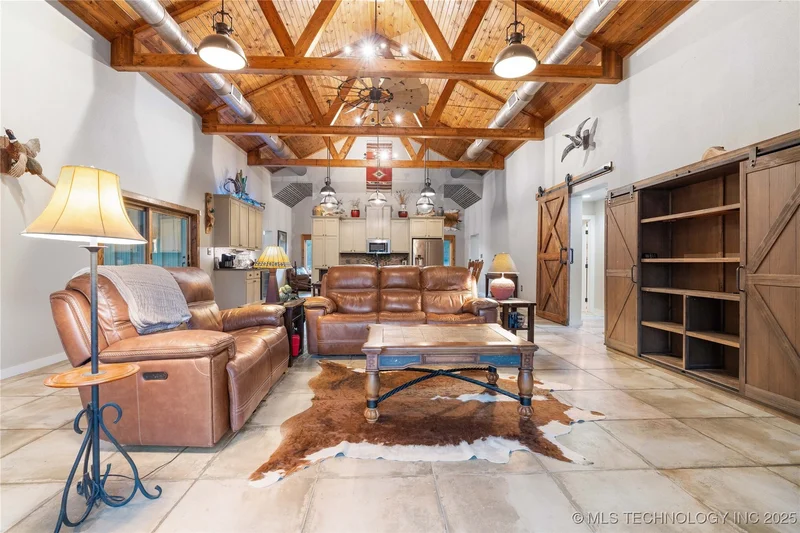 15630 S Bee Emet Road, Milburn, OK 73450, Kenefic, Oklahoma, United States. - Photo 10