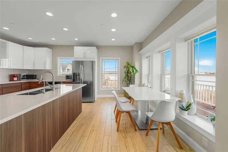 20 Ludlow Lane, Hampton Bays, New York, United States. - Photo 5
