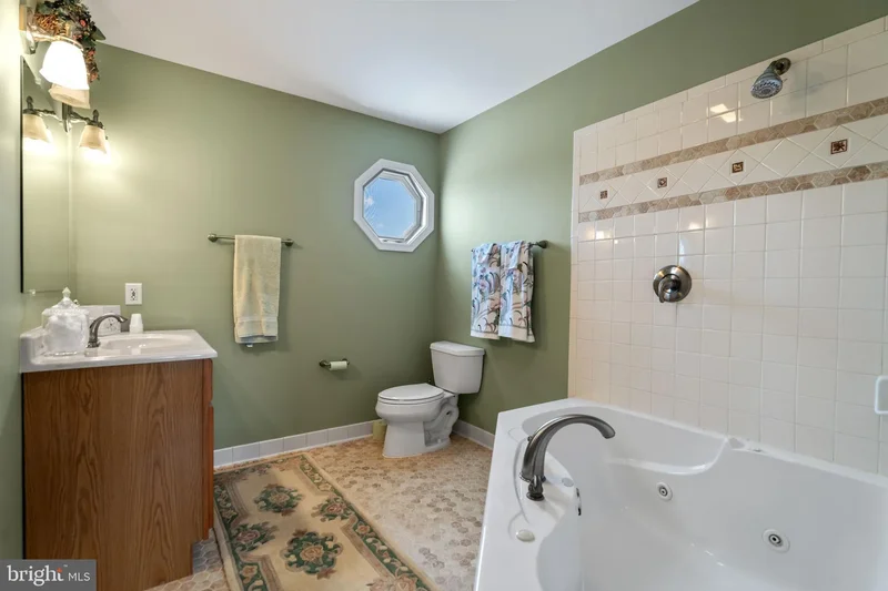 11801 PARKGATE DR DRIVE, NOKESVILLE, VA 20181, Nokesville, Virginia, United States. - Photo 33